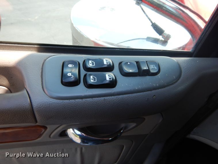 image for item GV9172 2007 Peterbilt 379  semi truck