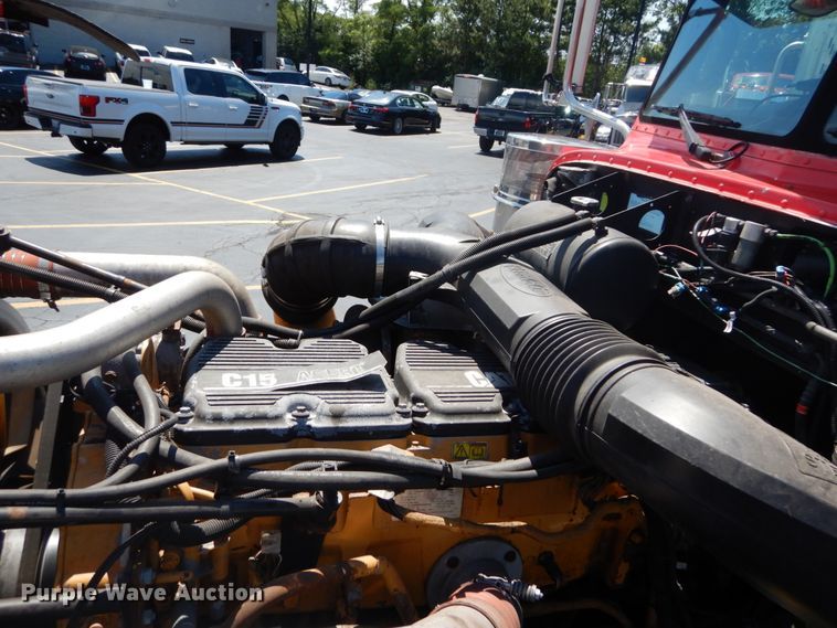 image for item GV9172 2007 Peterbilt 379  semi truck