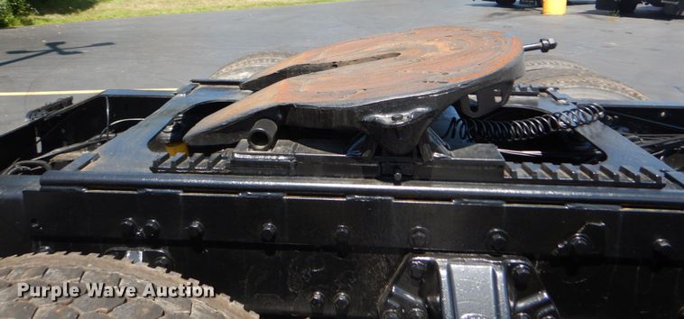 image for item GV9172 2007 Peterbilt 379  semi truck