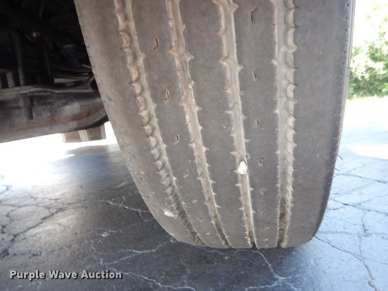 image for item GV9172 2007 Peterbilt 379  semi truck