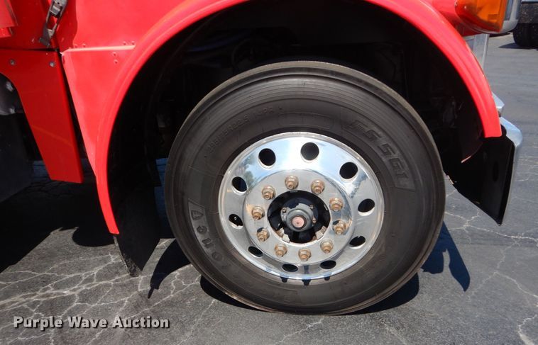 image for item GV9172 2007 Peterbilt 379  semi truck