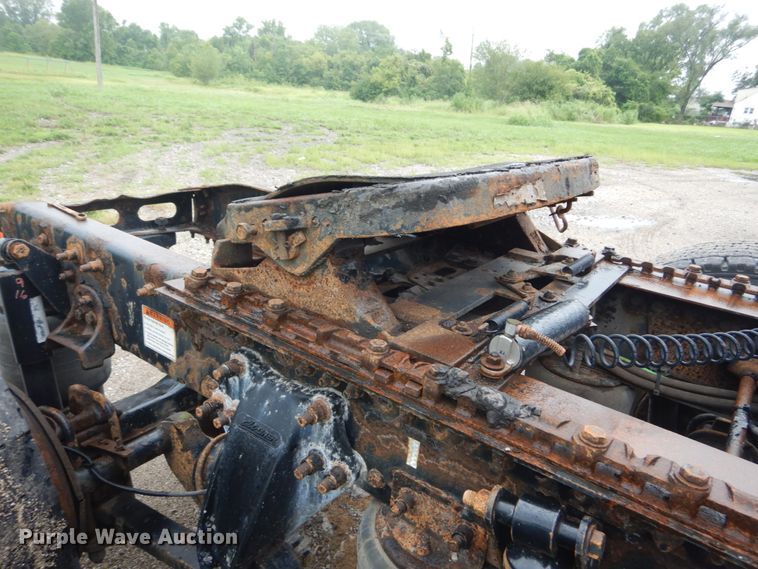 image for item GV9183 2006 Freightliner Columbia  semi truck