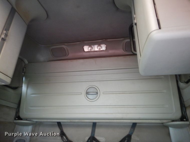 image for item GV9183 2006 Freightliner Columbia  semi truck