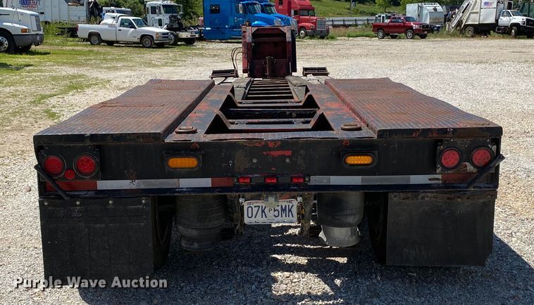 image for item HG9161 1991 Talbert T3DW-50SA-HRG-1-T1 lowboy equipment trailer