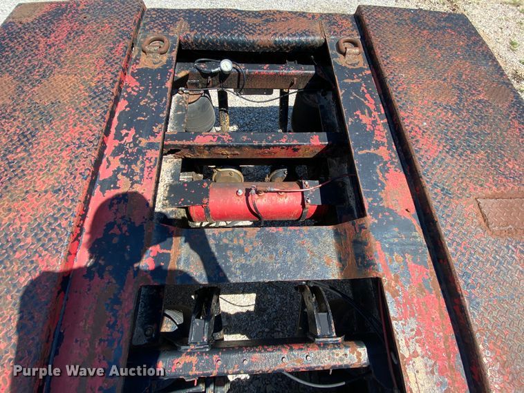 image for item HG9161 1991 Talbert T3DW-50SA-HRG-1-T1 lowboy equipment trailer