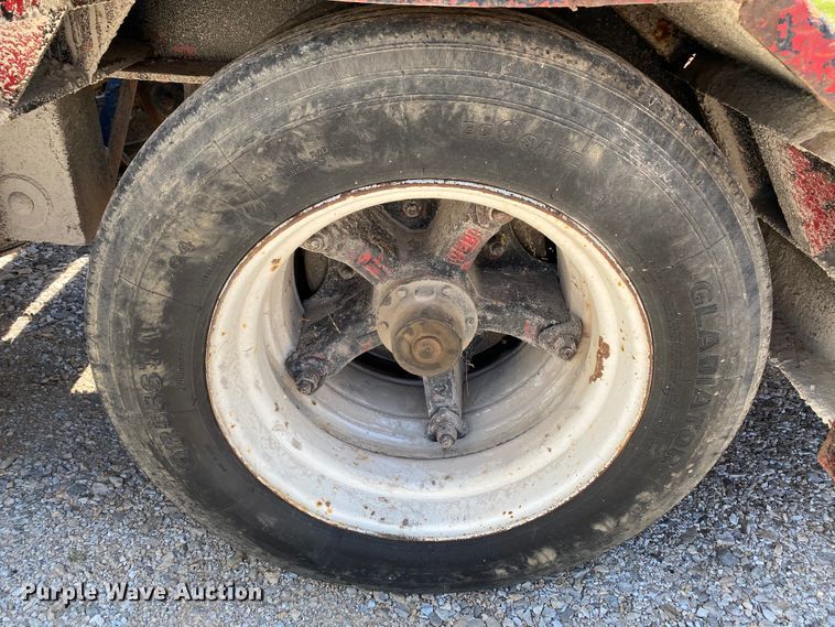 image for item HG9161 1991 Talbert T3DW-50SA-HRG-1-T1 lowboy equipment trailer