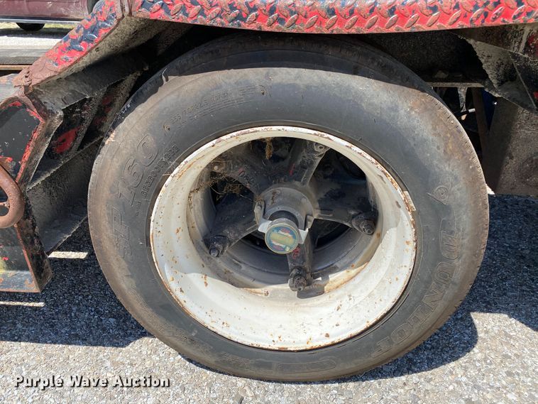 image for item HG9161 1991 Talbert T3DW-50SA-HRG-1-T1 lowboy equipment trailer