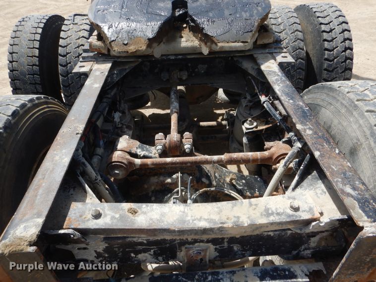 image for item HM9621 1992 Kenworth T400  semi truck