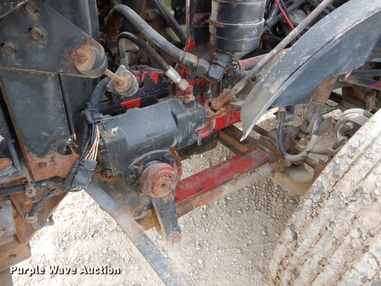 image for item HM9694 1995 International 9400  semi truck