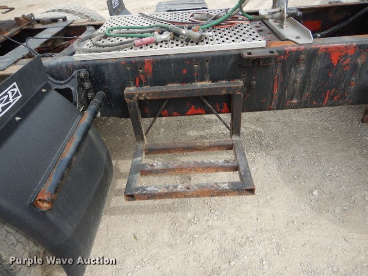 image for item HM9694 1995 International 9400  semi truck