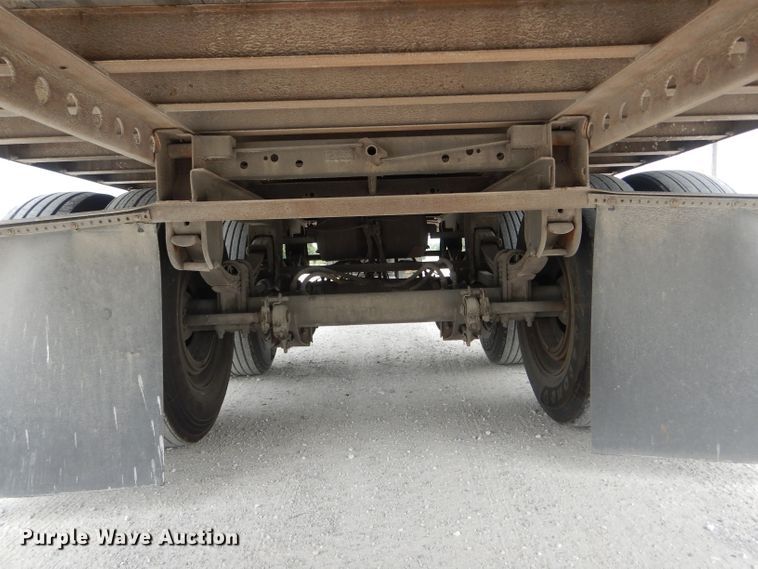 image for item HM9698 2000 Wabash dry van trailer