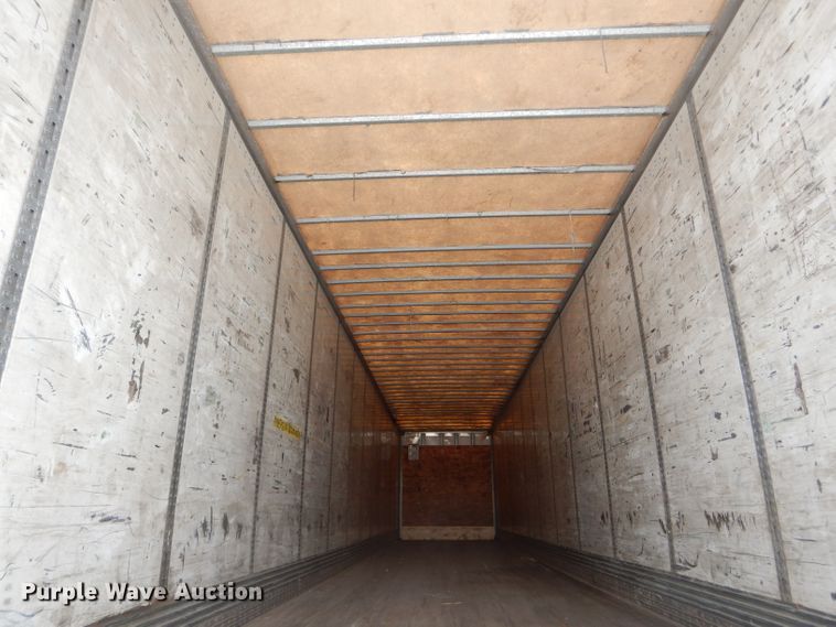 image for item HM9698 2000 Wabash dry van trailer