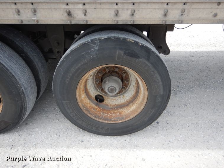 image for item HM9698 2000 Wabash dry van trailer