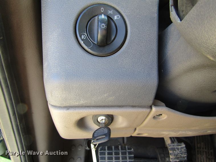 image for item HM9704 2010 Freightliner Cascadia  semi truck