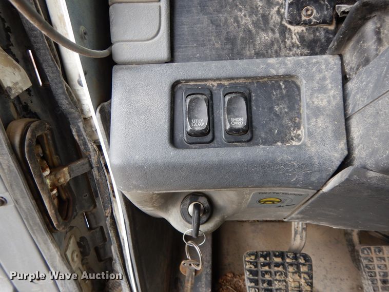 image for item HM9718 2005 Freightliner Columbia  semi truck