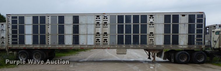 image for item HM9732 2005 Barrett livestock trailer