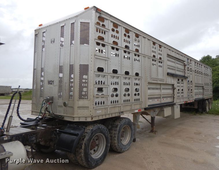 image for item HM9734 2005 Barrett livestock trailer