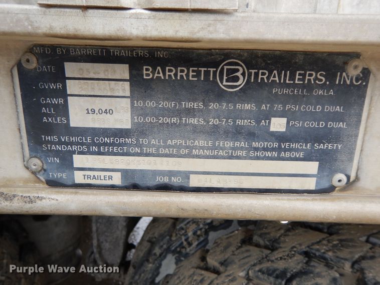 image for item HM9734 2005 Barrett livestock trailer