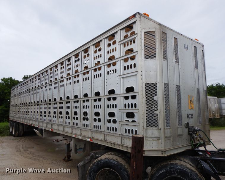 image for item HM9736 2005 Barrett livestock trailer