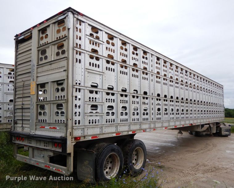 image for item HM9736 2005 Barrett livestock trailer