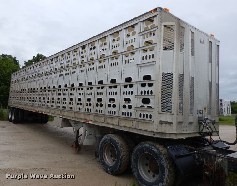 image for item HM9737 2005 Barrett livestock trailer