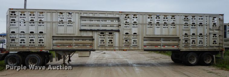 image for item HM9737 2005 Barrett livestock trailer