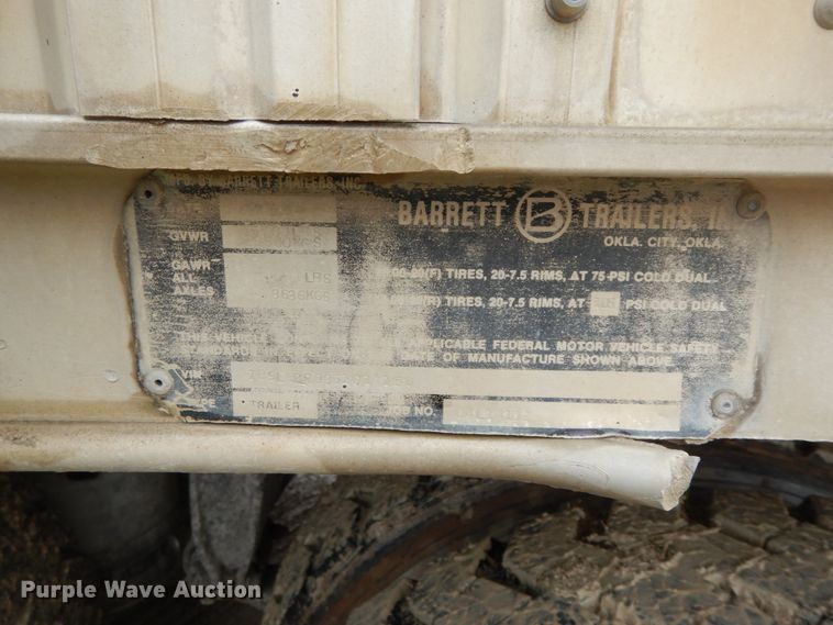 image for item HM9737 2005 Barrett livestock trailer