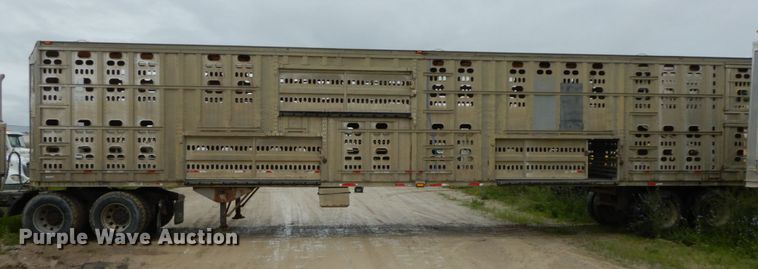 image for item HM9738 2003 Barrett livestock trailer