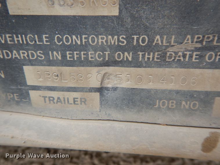 image for item HM9740 2005 Barrett livestock trailer