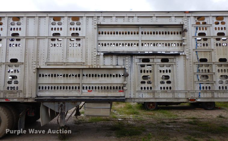 image for item HM9741 2005 Barrett livestock trailer