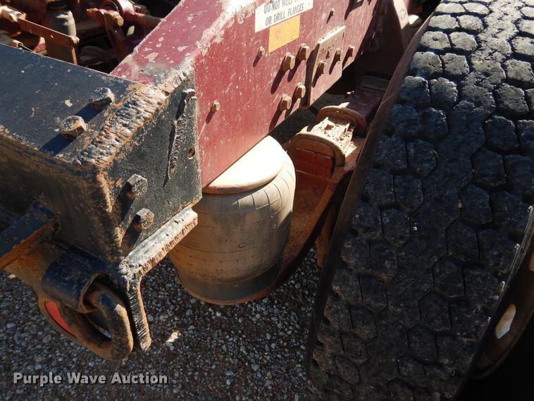 image for item HO9024 1992 Peterbilt 379  semi truck