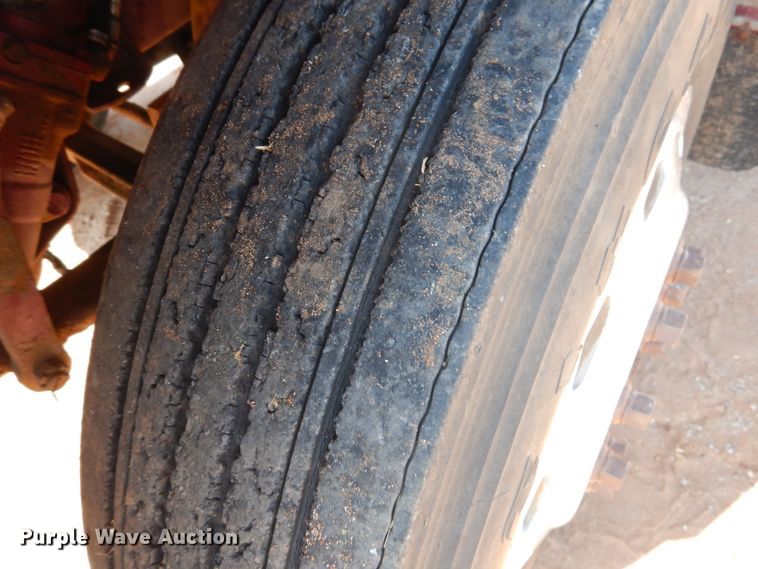 image for item HO9024 1992 Peterbilt 379  semi truck