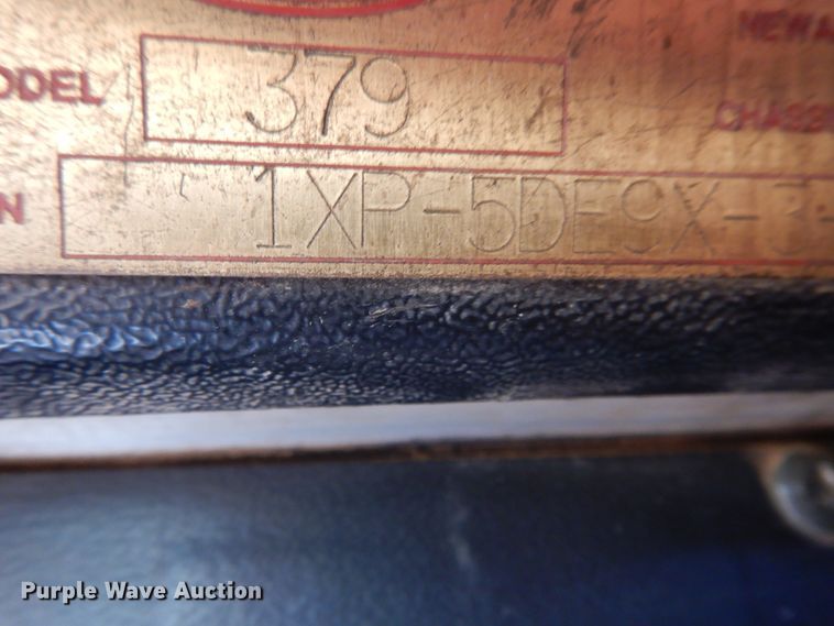 image for item HO9024 1992 Peterbilt 379  semi truck