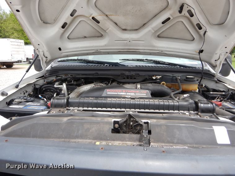 image for item HS9569 2007 Ford F550 Super Duty  utility bed truck