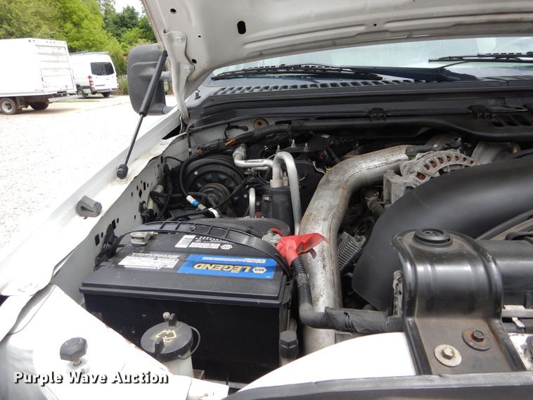 image for item HS9569 2007 Ford F550 Super Duty  utility bed truck