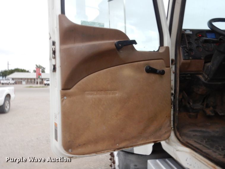 image for item HS9714 2012 Mack GU713  semi truck