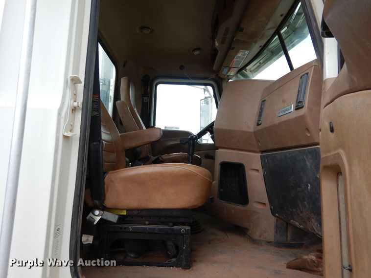 image for item HS9714 2012 Mack GU713  semi truck