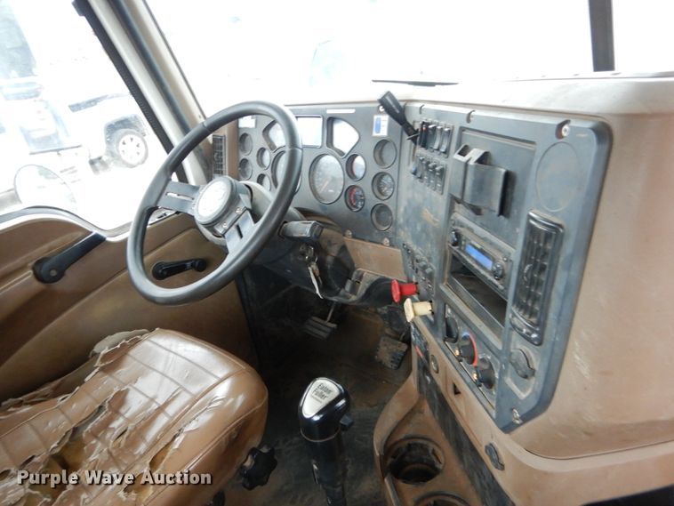 image for item HS9714 2012 Mack GU713  semi truck