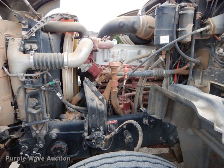 image for item HS9714 2012 Mack GU713  semi truck