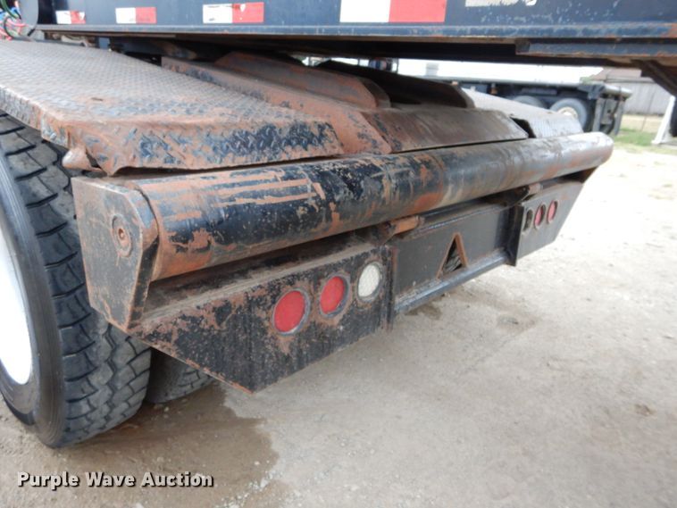 image for item HS9714 2012 Mack GU713  semi truck