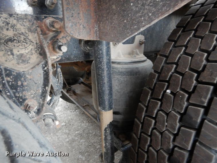 image for item HS9714 2012 Mack GU713  semi truck