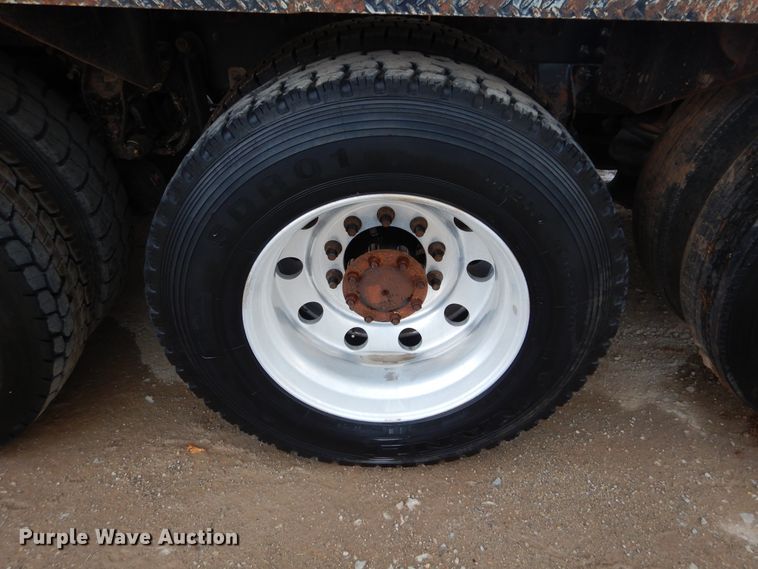 image for item HS9714 2012 Mack GU713  semi truck