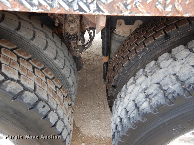 image for item HS9714 2012 Mack GU713  semi truck