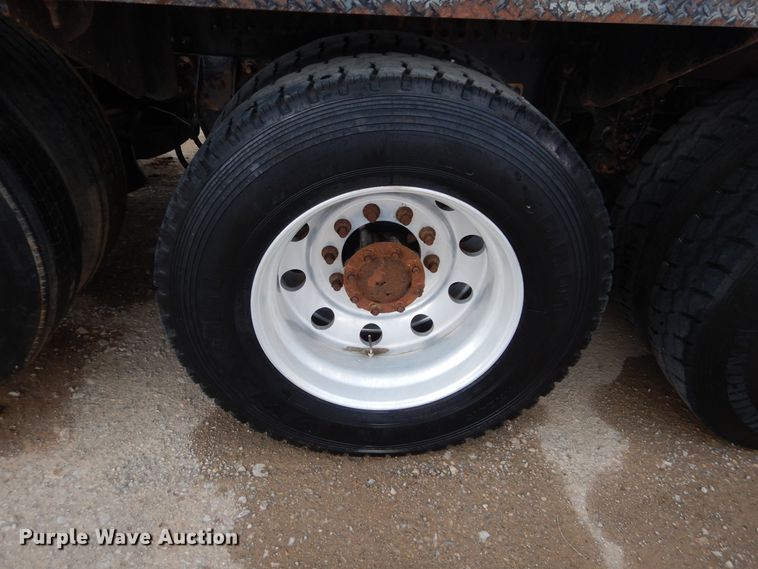 image for item HS9714 2012 Mack GU713  semi truck