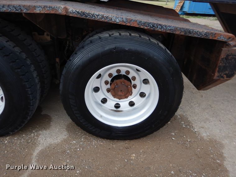 image for item HS9714 2012 Mack GU713  semi truck