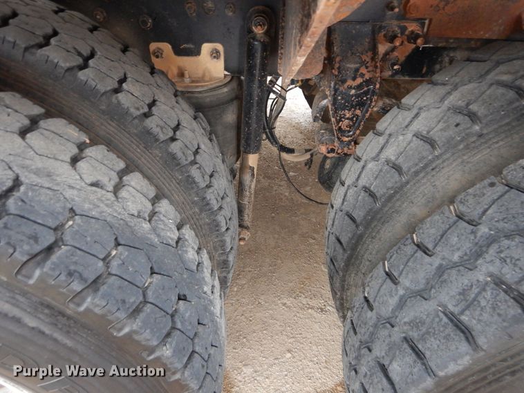 image for item HS9714 2012 Mack GU713  semi truck