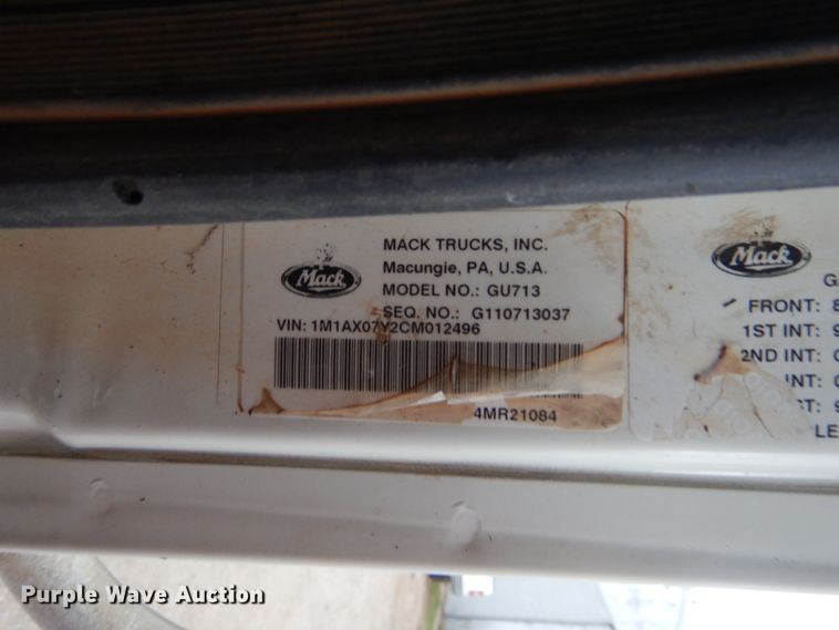 image for item HS9714 2012 Mack GU713  semi truck