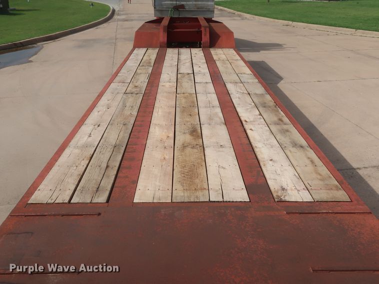 image for item HT9610 2008 Nuttall 235LB drop deck equipment trailer