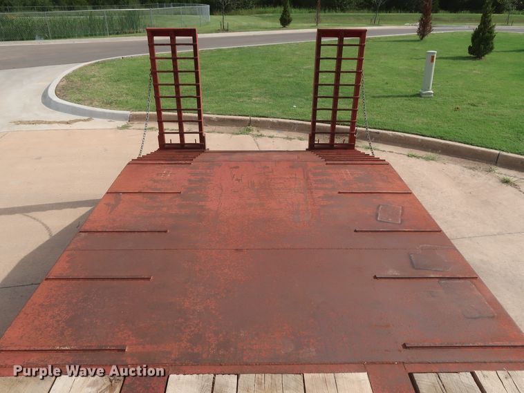 image for item HT9610 2008 Nuttall 235LB drop deck equipment trailer