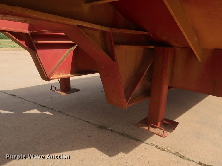 image for item HT9610 2008 Nuttall 235LB drop deck equipment trailer